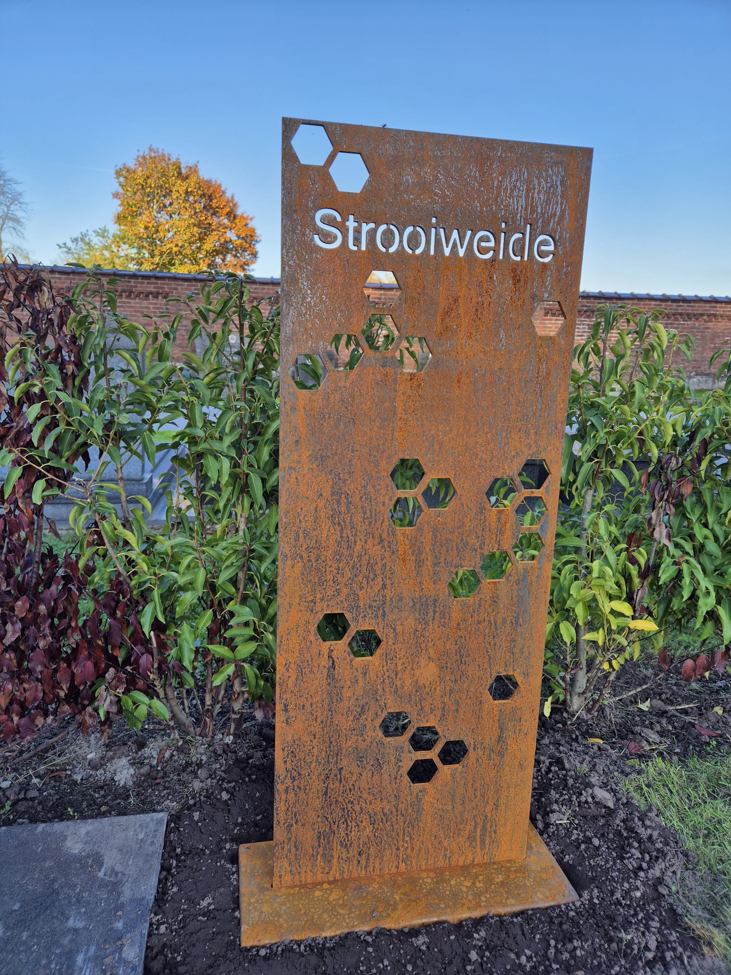 Cortenstaal naambord Strooiweide Cortenstaal naambord Strooiweide